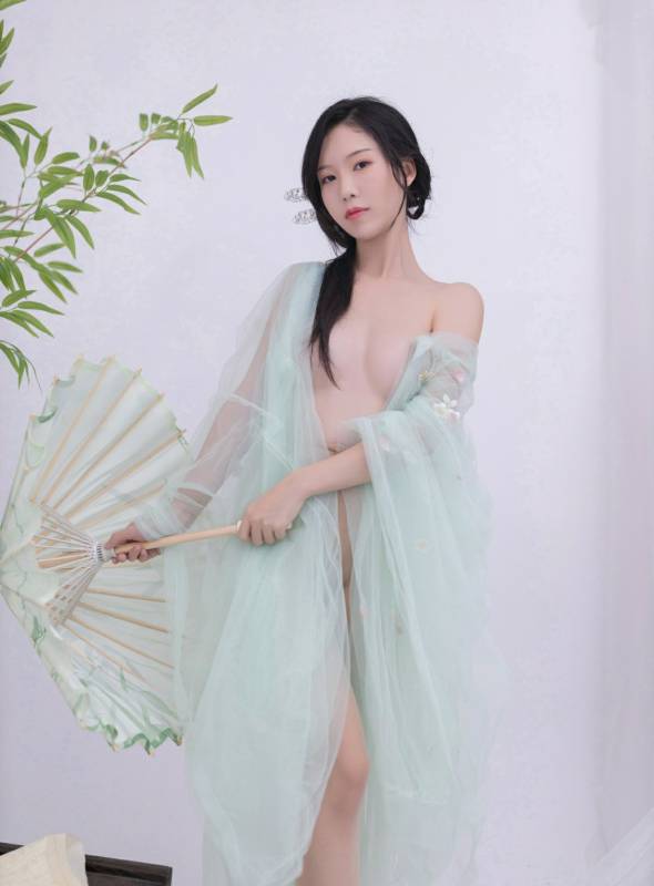 抖娘利世- 定制小恶魔 3套 [163p/717M]