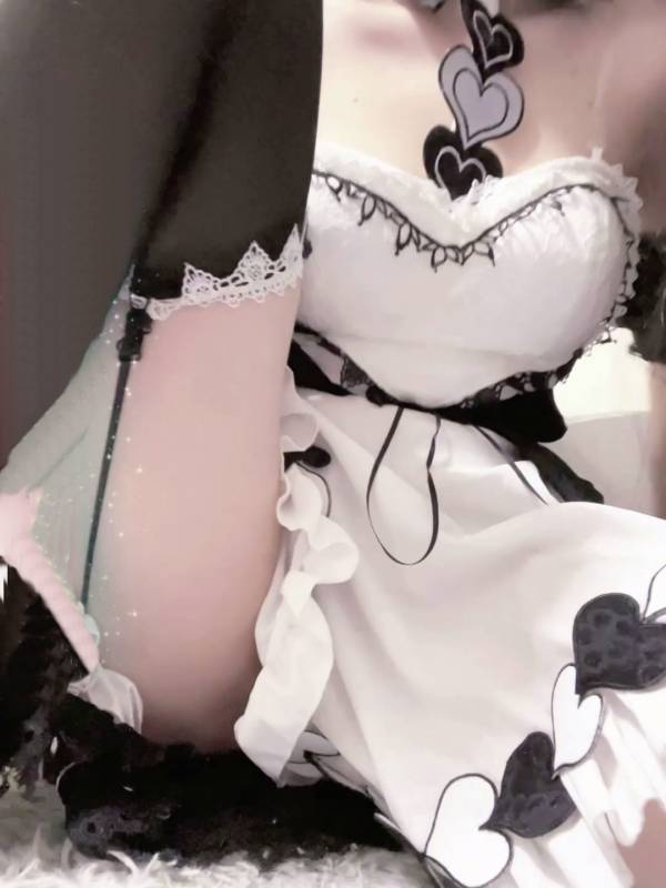 小青茗 莫啾w -你的女仆 [42P/1V/885M]