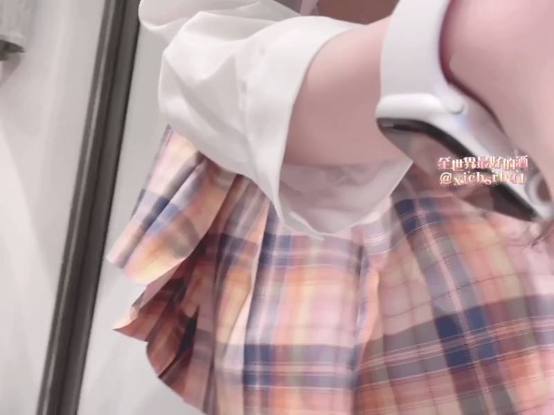 全世界最好的酒 -试衣间 [1V/1.21G]