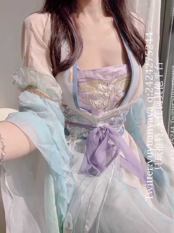 芋圆呀呀 汉服粉紫裙 [1V/183M]