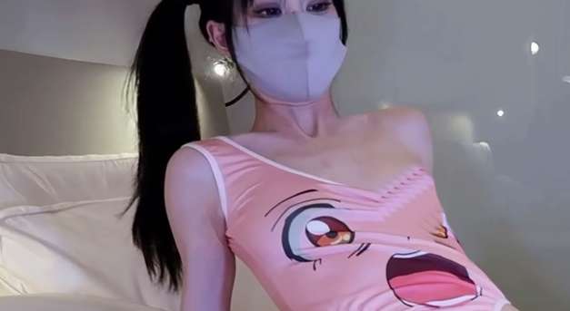 cola酱 - 可爱泳衣 [1v/361M]