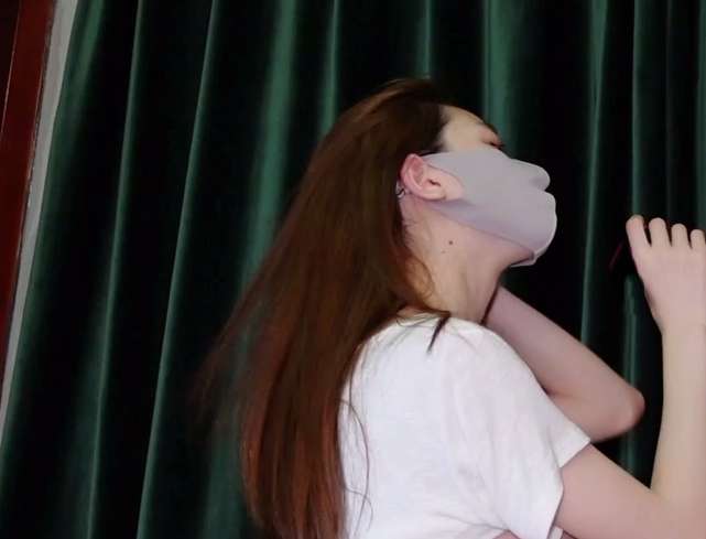 cola酱 -牛奶泡芙 [1V306M]