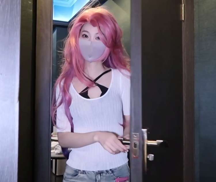 cola酱 -时髦网咖游戏陪玩 [1v/356M]