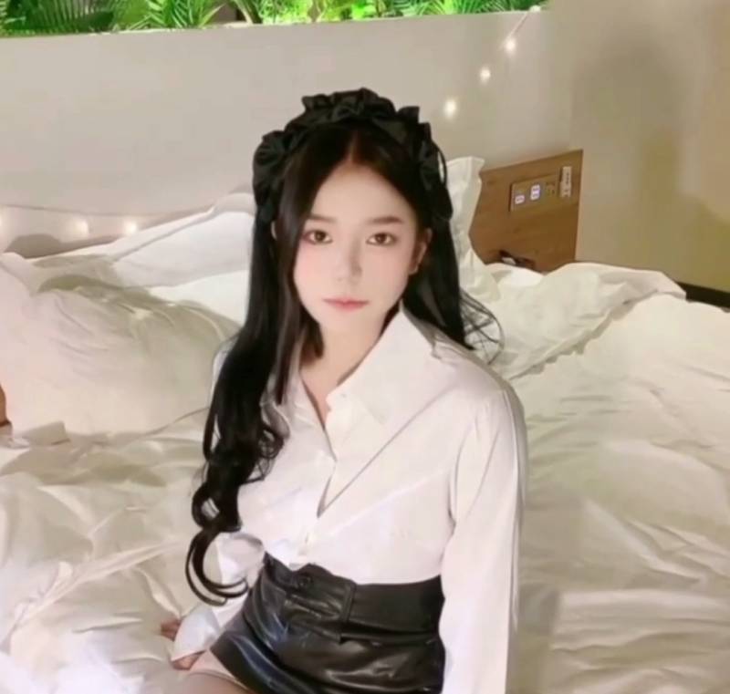 超可爱人气网红-欲梦- 醉酒女友 [1v+3.23G]