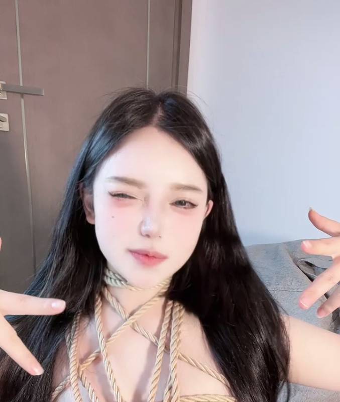 欲梦 -黑丝绳艺束缚 [4v+666M]