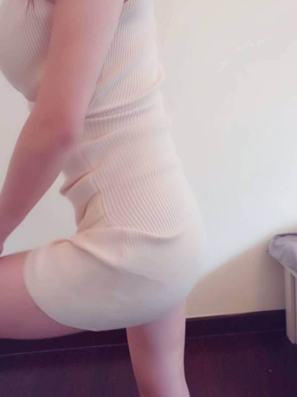 麻酥酥哟 - 米白毛衣连衣裙 [1V+359M]