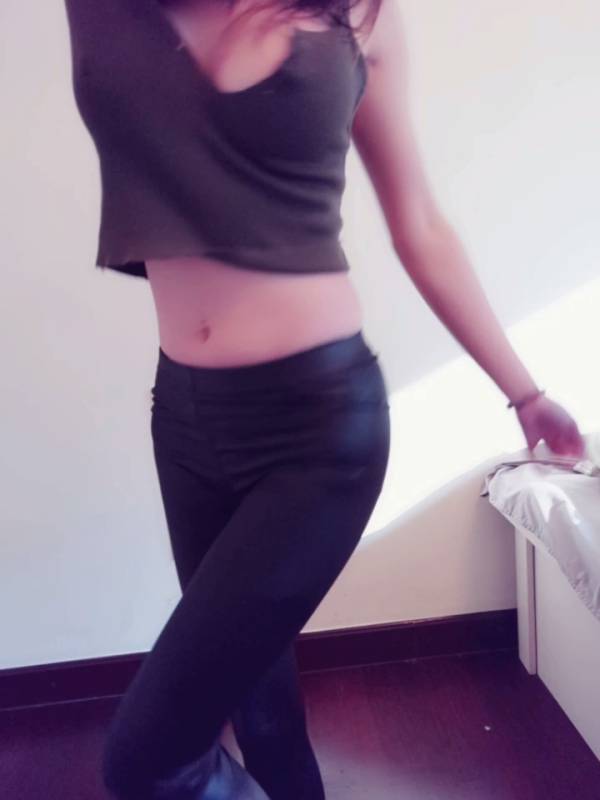 麻酥酥哟-皮裤羊毛背心热舞 [1V+359M]