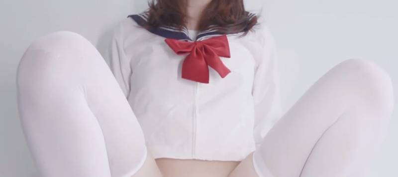 MeeHuTao - 白丝水手服的学妹 [2V+1.48G]