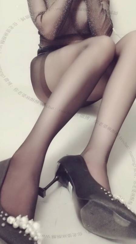 麻酥酥哟 - 黑色情趣透视装 [1V+858M]