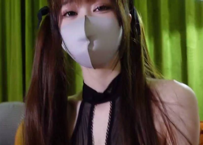 Cola酱 - 营销女郎 [1V+319M]