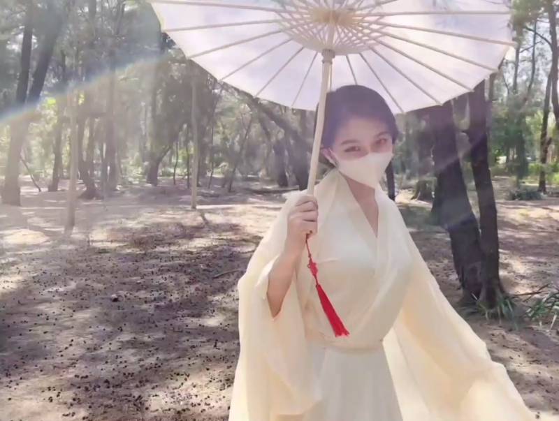 不见星空 - 我的反差古风女友 [1V+468M]