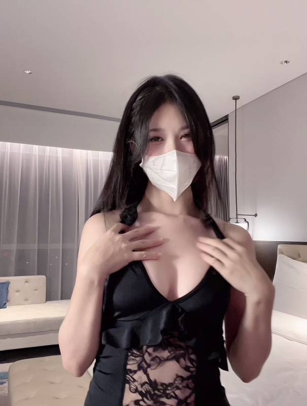 抖娘利世-最新定制榨汁御姐 [12P+1V+1.56G]