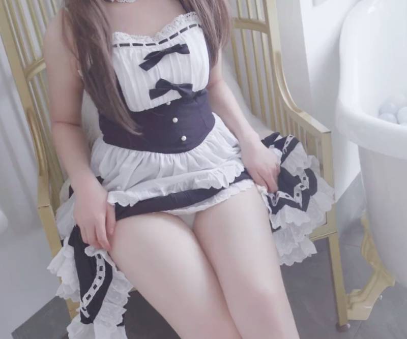 米胡桃 meehutao LO裙小白袜 [1V+224M]