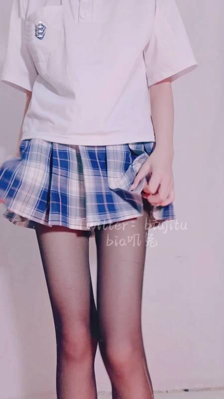 软甜糯米糍 -JK黑丝束缚 [2V+1.33G]