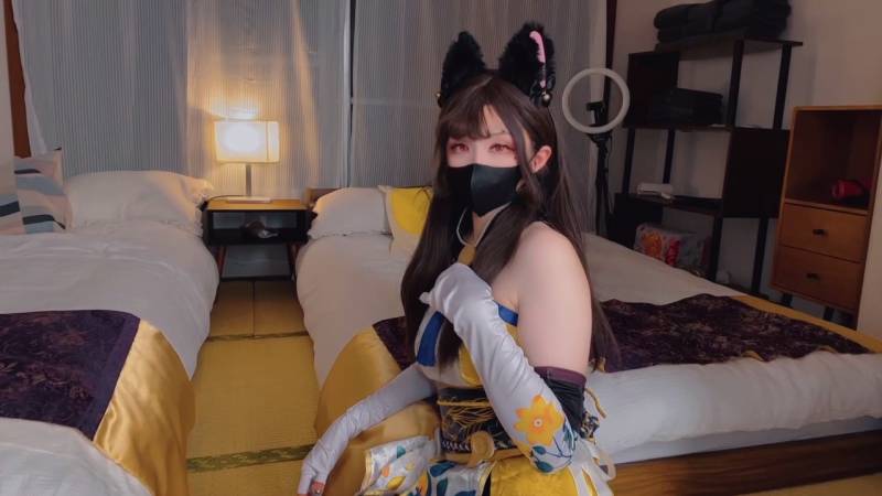 高人气美女-鸡教练-cos胡桃 [1V/577M]