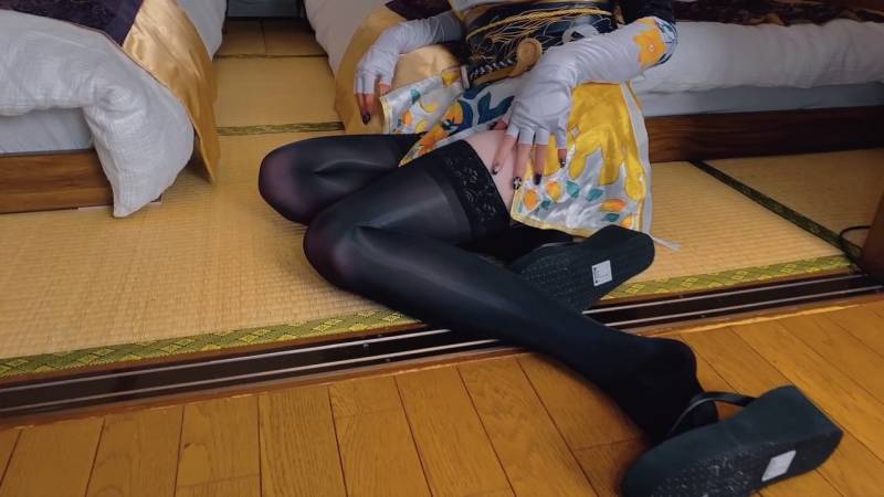 高人气美女-鸡教练-cos胡桃 [1V/577M]