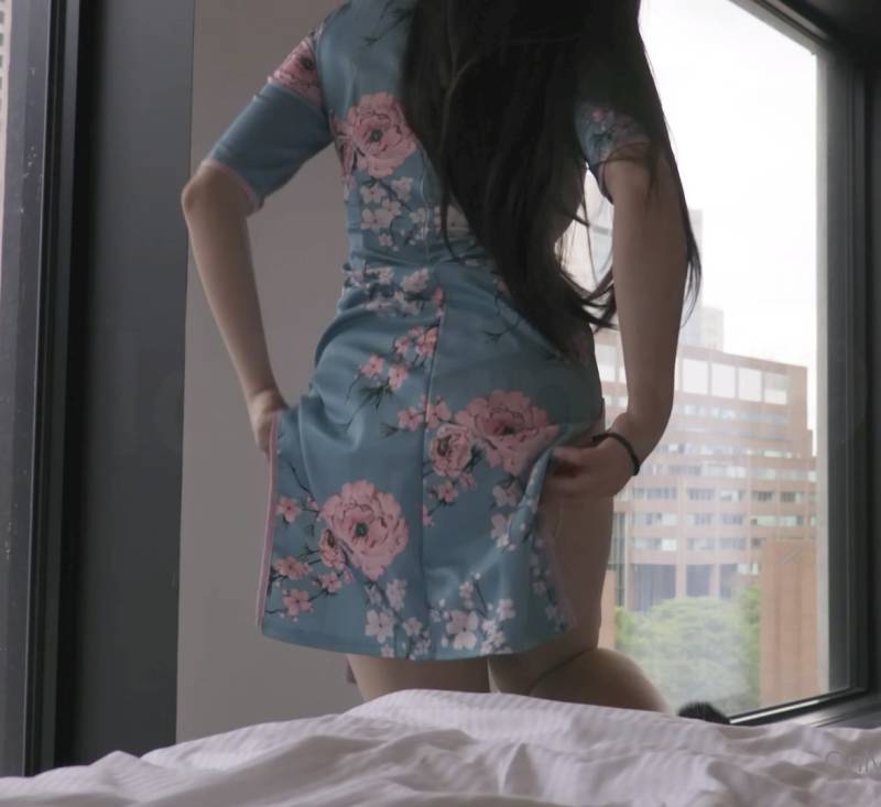 下面有根棒棒糖 - 肉丝旗袍 [1V+1.02G]