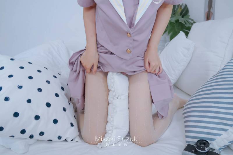 铃木美咲 - 得意的极品学妹 [32P/1V/1.49G]