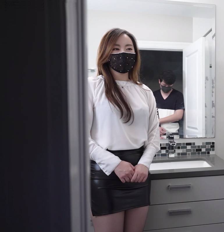 人气御姐-米菲兔-of11.20新-ol租房皮裙御姐 [1V/1.14G]