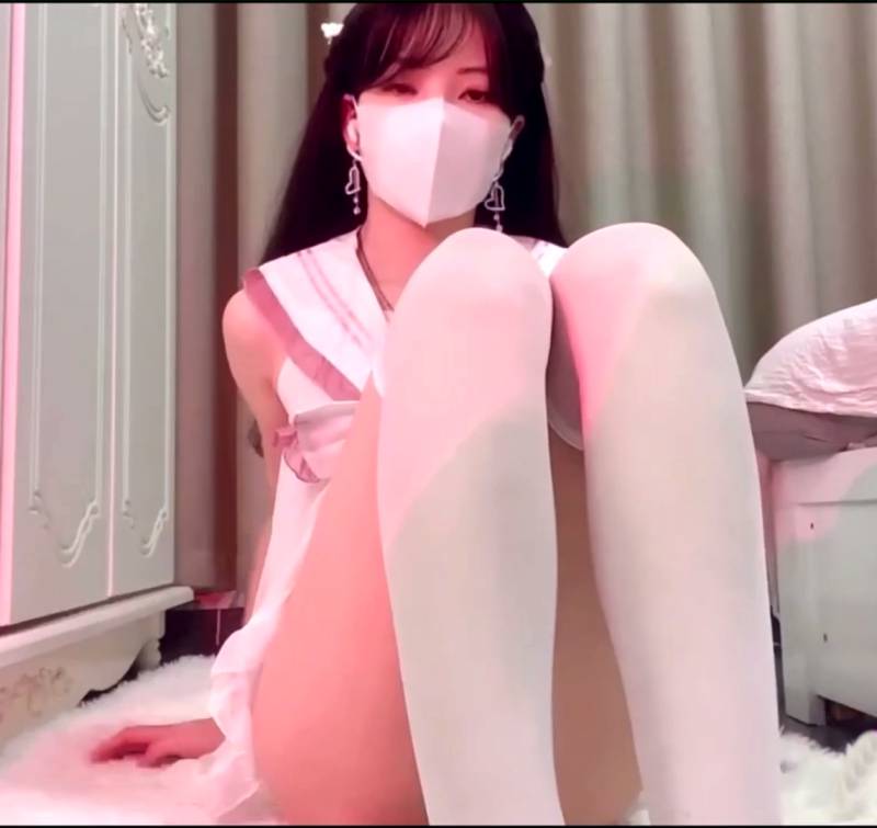 酥酥 桃酱 -维秘1-偷爱的味道 [1v/1.01G]