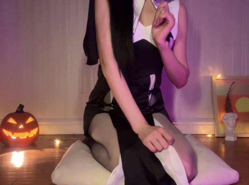 婉儿别闹最新水库拉链 [5V/902M]