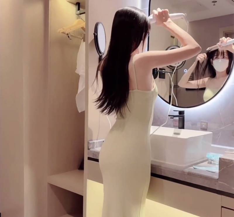 粉色情人 - 晚礼服 [2V/436M]