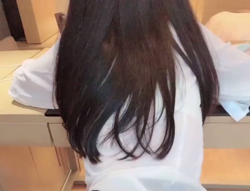 粉色情人 - 小秘书 [1V/571M]