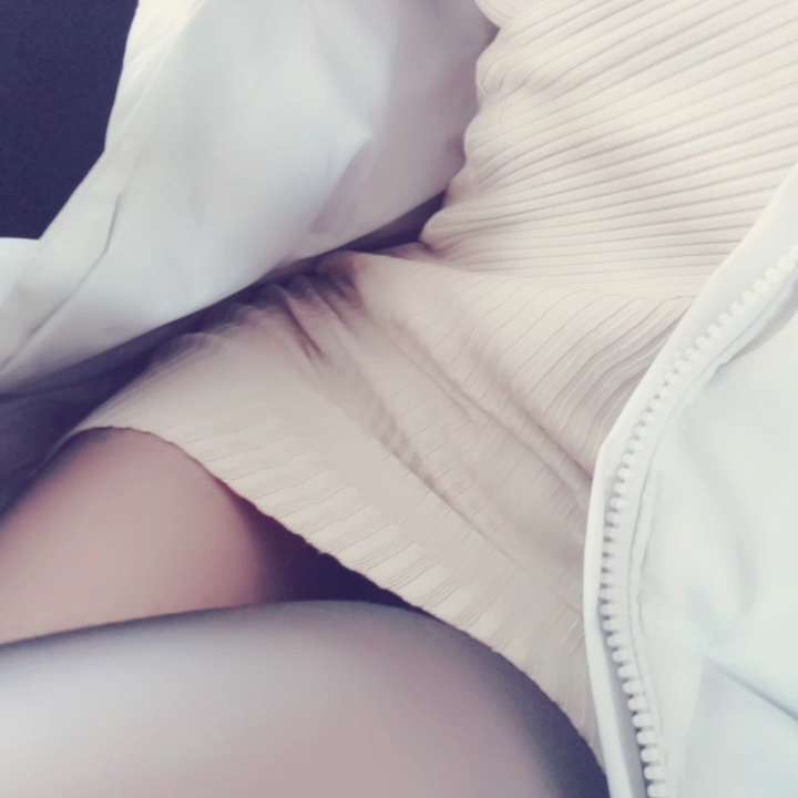 私人玩物 - 公交车露出 [15P/8V/523M]