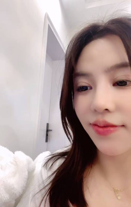 顶级尤物 -爆炸身材肥臀 [1V/444M]