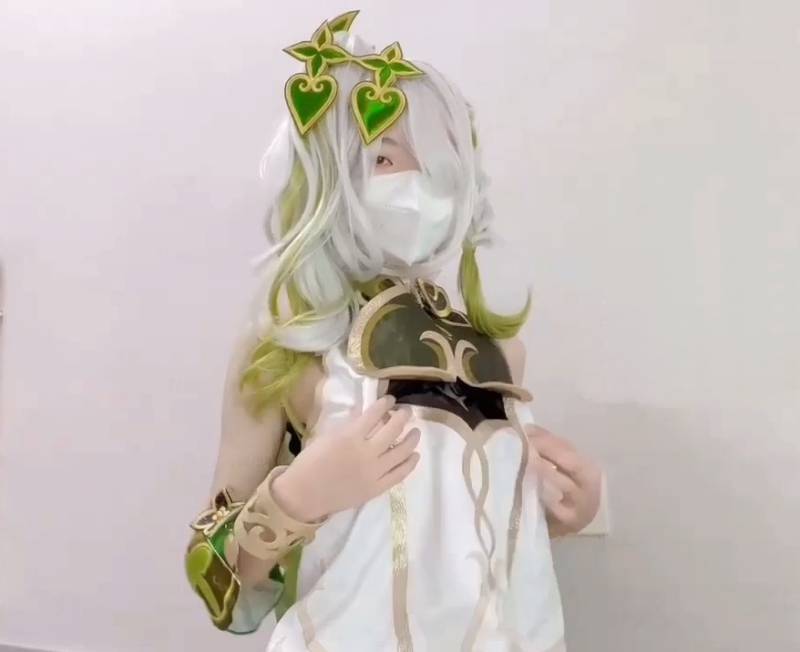 米娜学姐 小酒酱 - 小草神 [1V/684M]