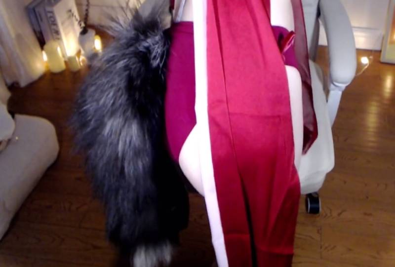 婉儿别闹 2023.12月超火 狐狸尾巴 [1V/86M]