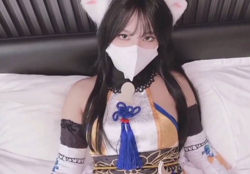 清纯妹妹-小敏儿-性感黑丝胡桃 [1V/2.49G]