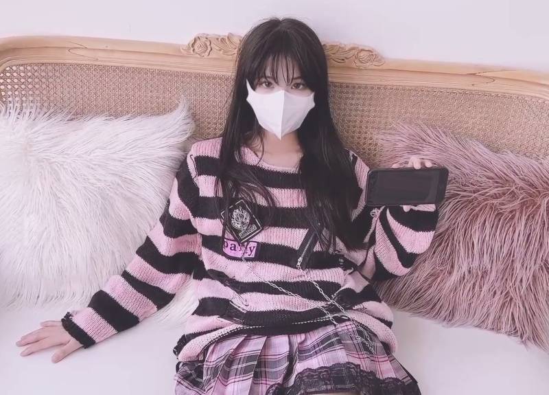 清纯妹妹-小敏儿-毛衣学妹庆生 [1V/699M]