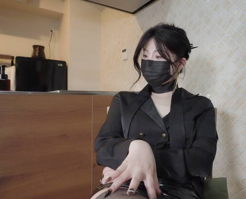 nana 娜娜 -富婆功率手册 [1v/2.21G]