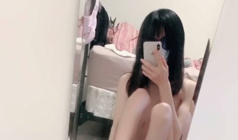 极品妹子 kiko -高跟鞋跟 [1v+302M]