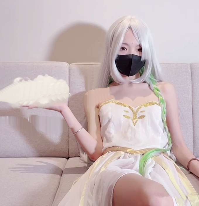 米娜学姐 小酒酱 -新-女友游戏2 [1V/295M]