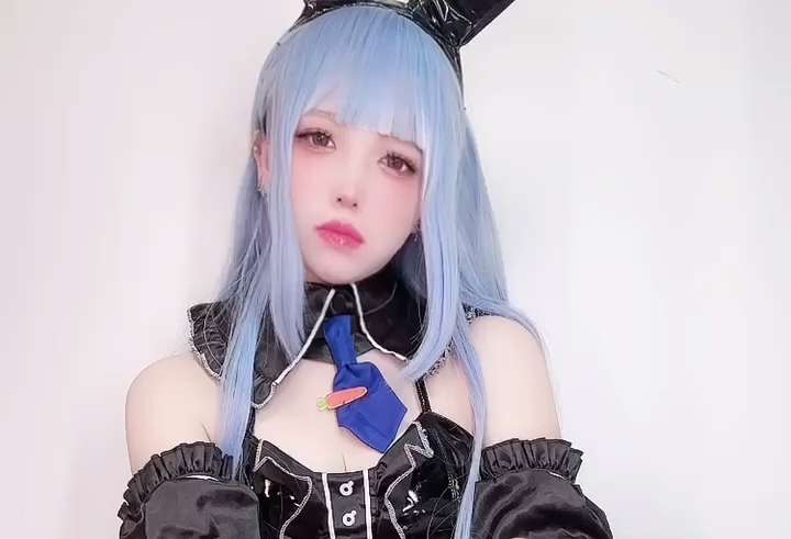 rizunya 23年12月13套视图 [66P/4V/691M]