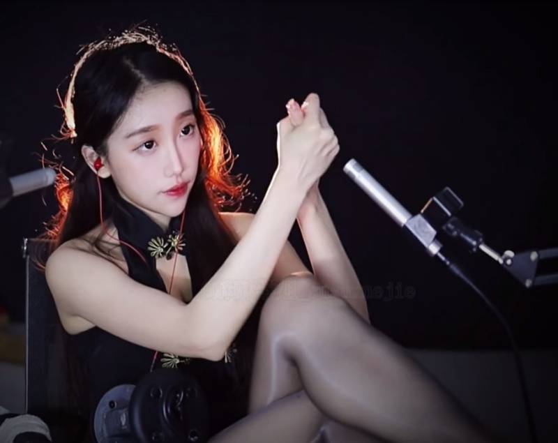 酥酥学姐 ASMR福利 恶龙咆哮 [1v/56M]