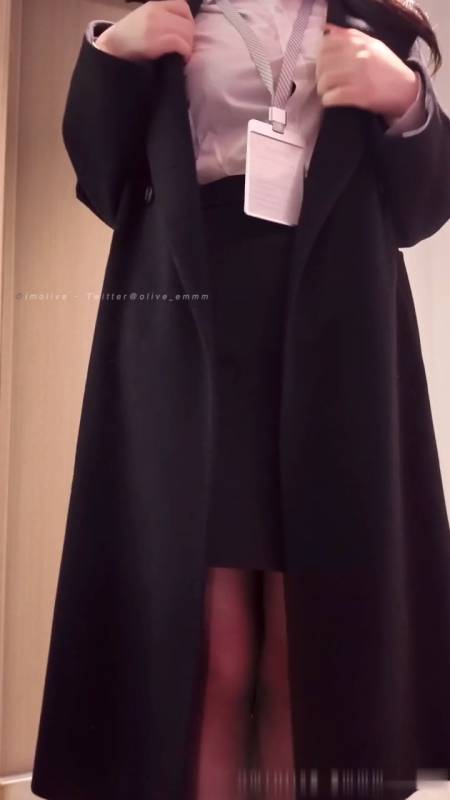 olive - 风衣极品黑丝秘书 [2v/681M]