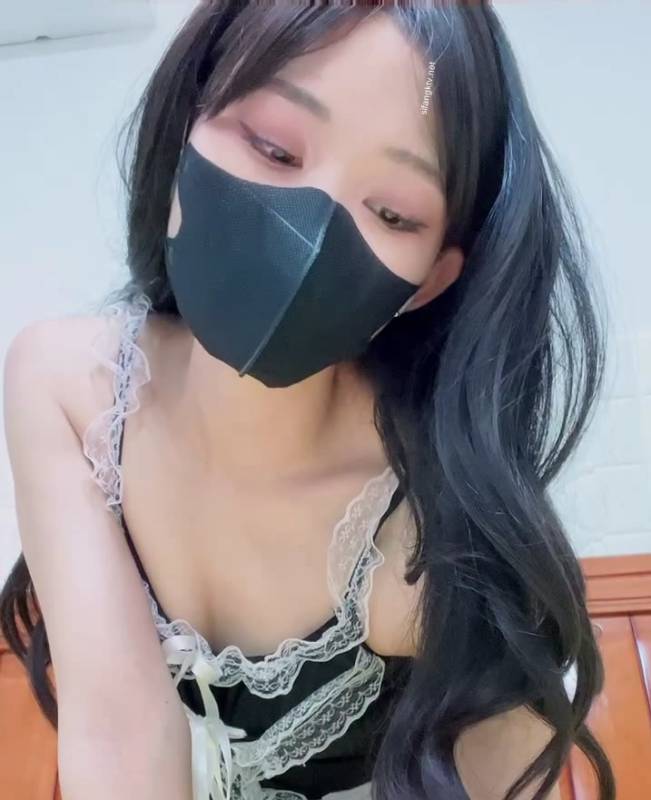 推特反差女神桃子视图小合集 [49P/34V/3.37G]