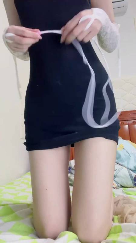 推特反差女神桃子视图小合集 [49P/34V/3.37G]