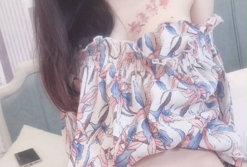 粉色情人 -喜欢的女神各种才艺展示 [10/877M]