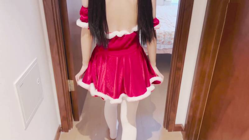 懒懒睡不醒 -圣诞双马尾 [38P/1V/1.06G]