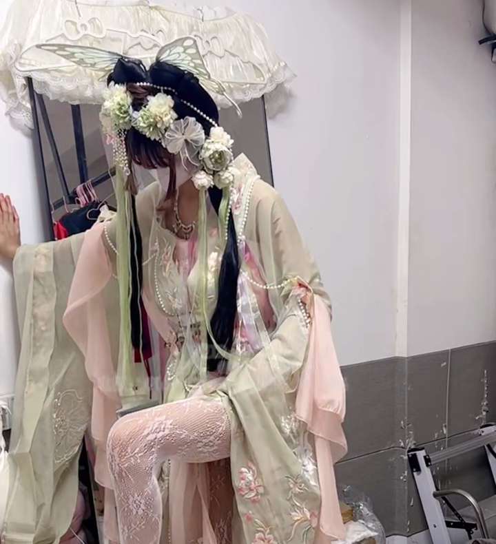 软软兔 Lt74523412 -蝴蝶仙子汉服 1 [1V/328M]