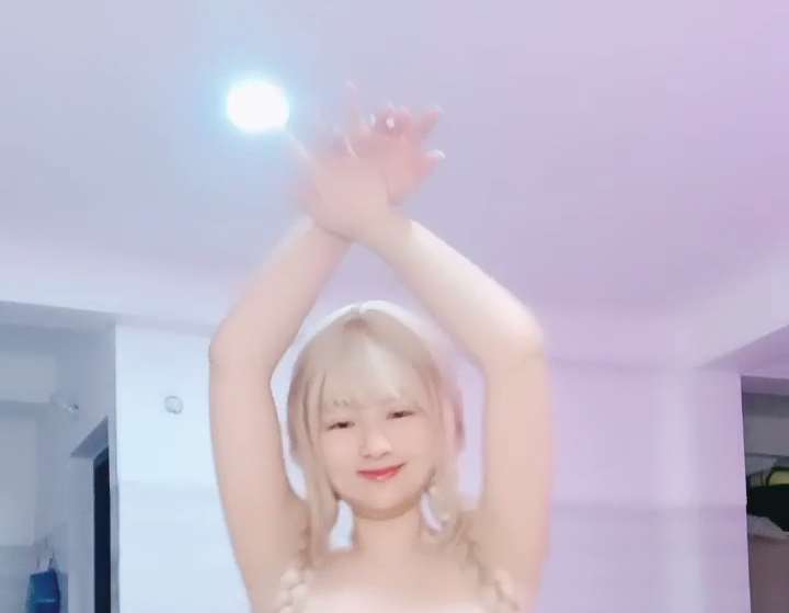 极品妹子 纯天然双马尾妹子福利视频 [1v/388M]