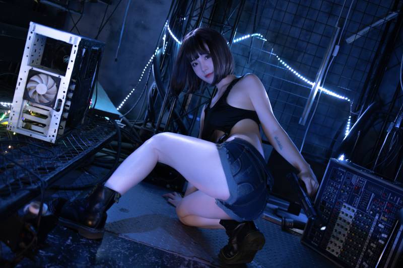 桃良阿宅 -危机 [50P/336M]