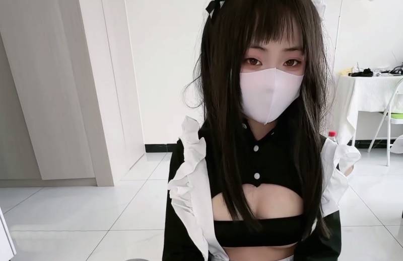 极品妹子 小欣奈-听话女仆 [1v/2.03G]