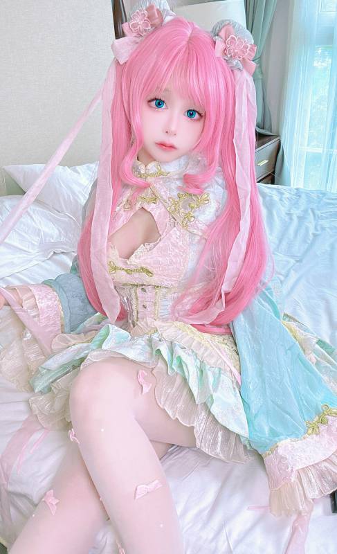 可爱cos妹子-remukira-3月新视图 [14P/5V/285M]