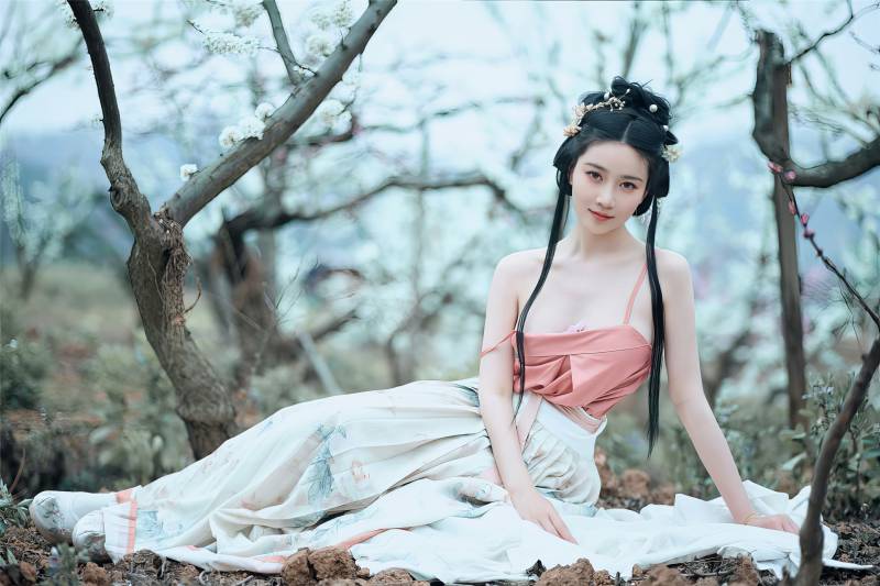 年年 - 三月榕 [51P/171M]