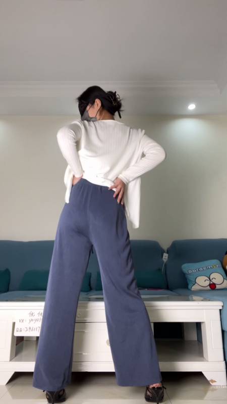 超人气御姐-优优-新-休闲居家服 [1V/1.96G]